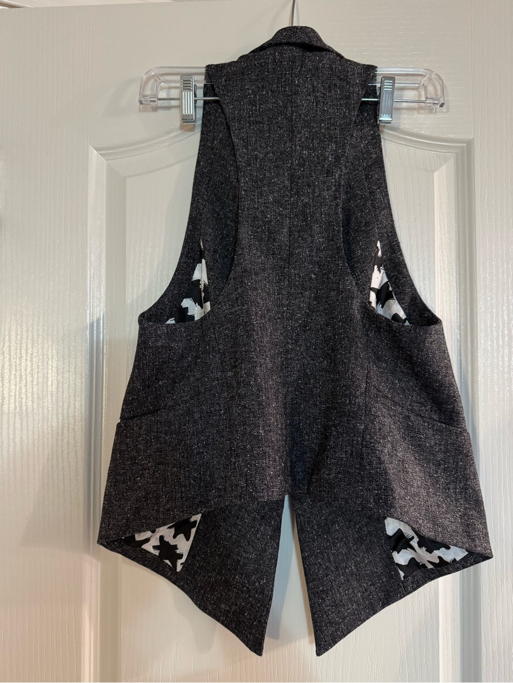 CAbi Eclipse Gray Tweed Open Front Vest Bird Lining 247 S - Picture 2 of 4